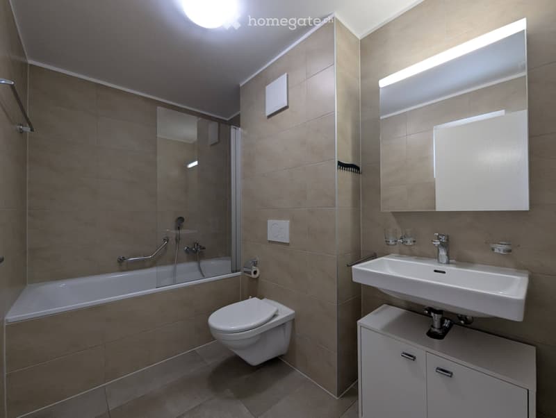Appartement 3,5 pièces avec balcon et garage box à Sierre (4)