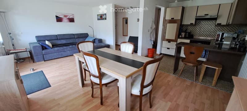 Charmante 2.5 Zimmerwohnung im Schwarzsee (4)
