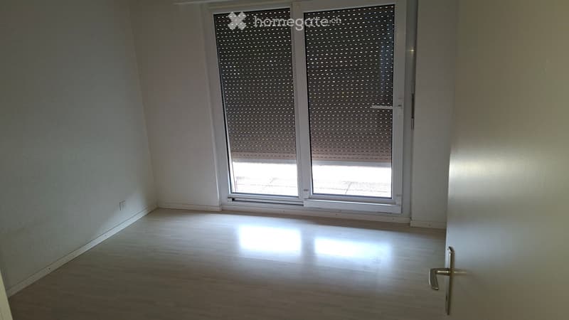 3.5 pcs en attique à Sierre avec place de parking intérieure (5)