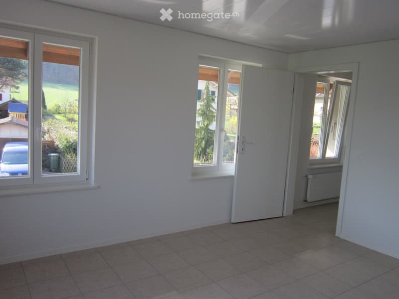 Appartement lumineux de 3.5 pièces à louer à Gals (3)