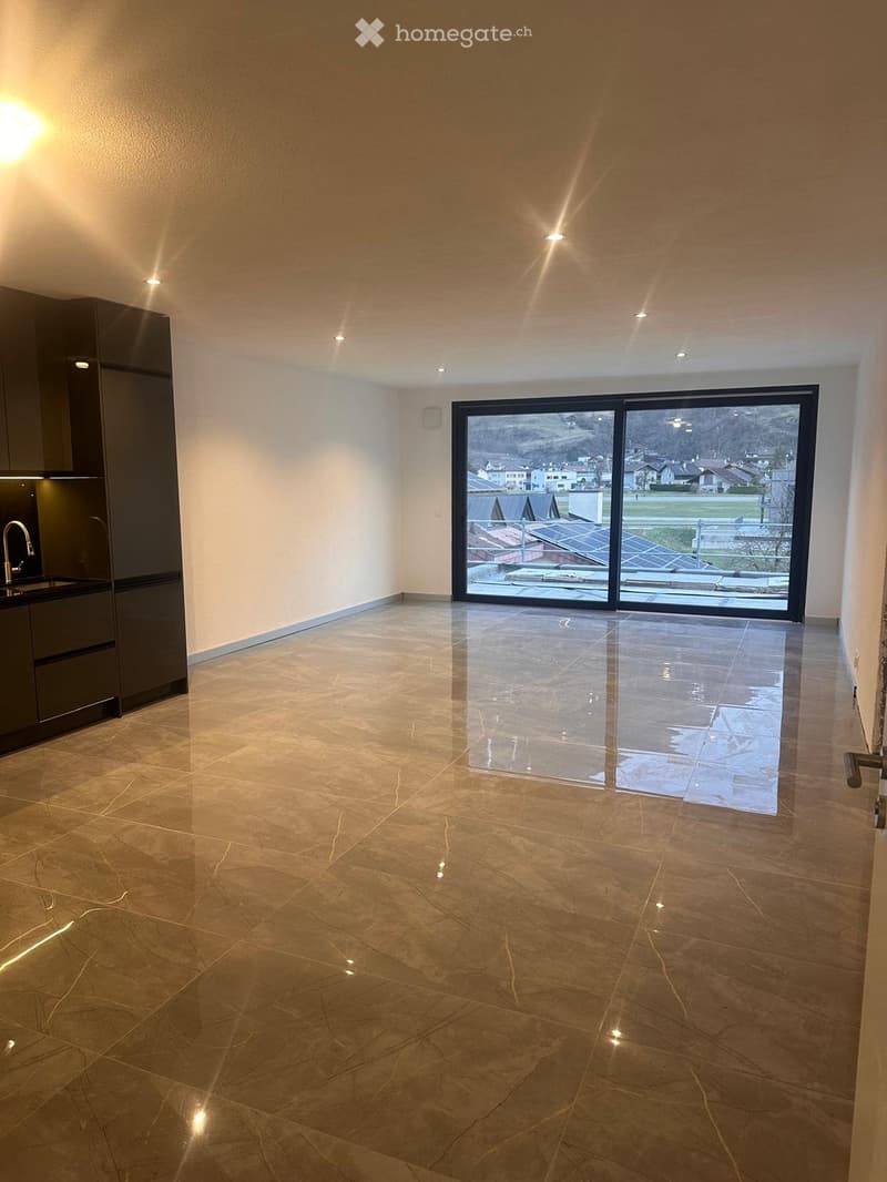 top moderne 2.5 Zimmerwohnung (1)