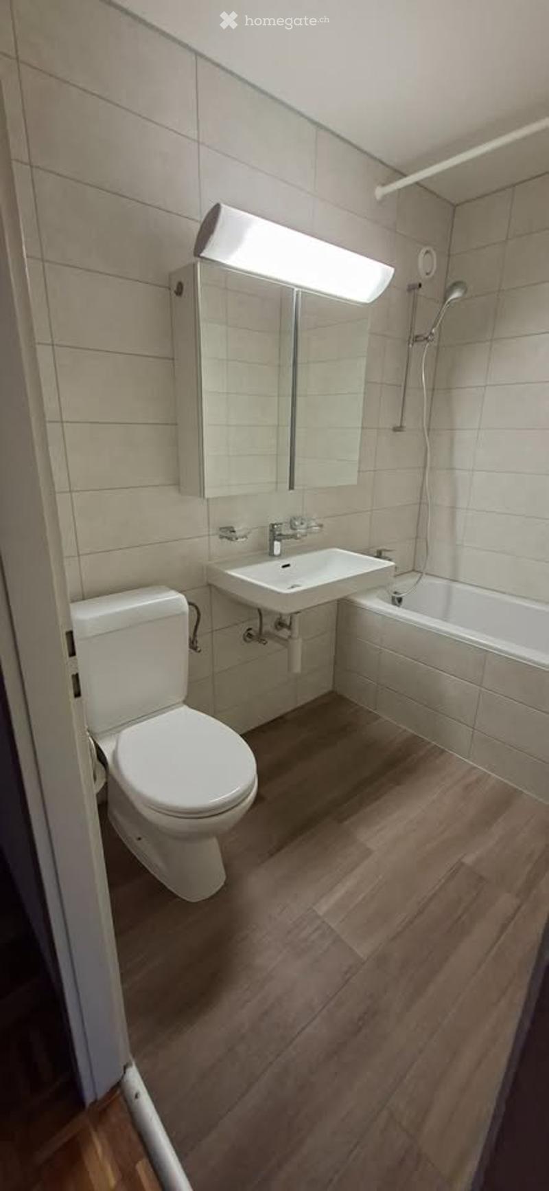 chouette 4,5 pièces, 104m2, hauts plafonds à Chavornay (4)