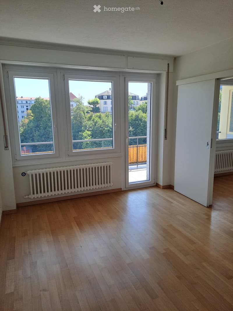 A louer de suite à Neuchâtel 2 pièces (3)