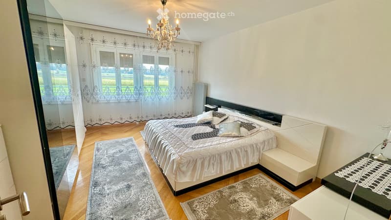 À louer superbe appartement spacieux de 200 m² (4)