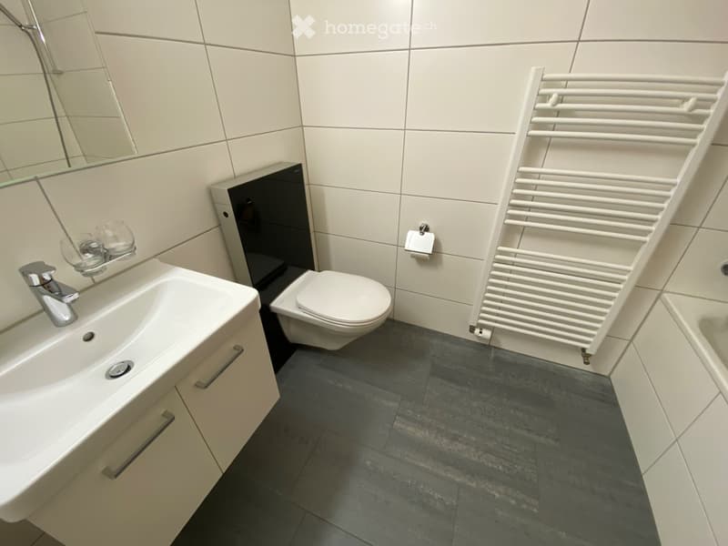schöne 2.5 Zimmer-Wohnung in Fehraltorf (4)
