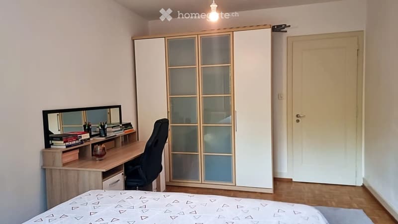 Excellente chambre a louer à Fribourg (2)