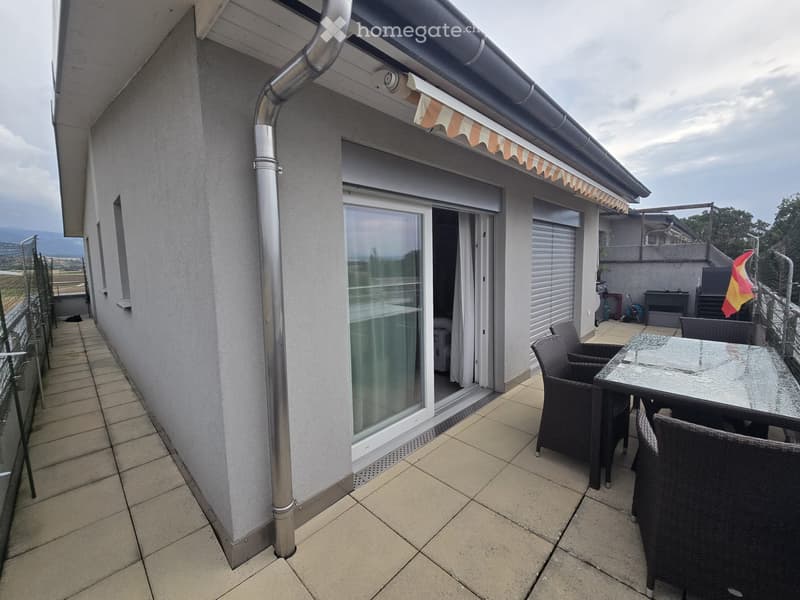 Bel appartement en attique 3.5 pièces pour le 1er novembre (1)