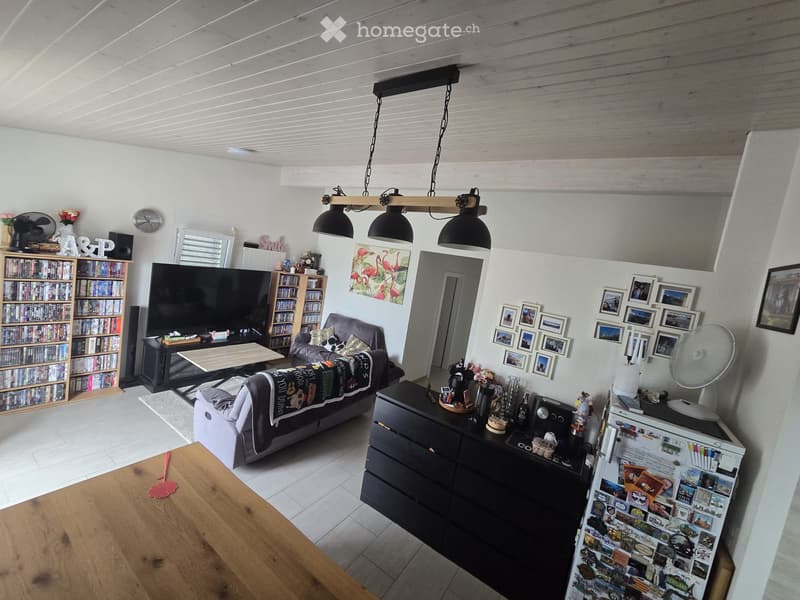 Bel appartement en attique 3.5 pièces pour le 1er novembre (2)