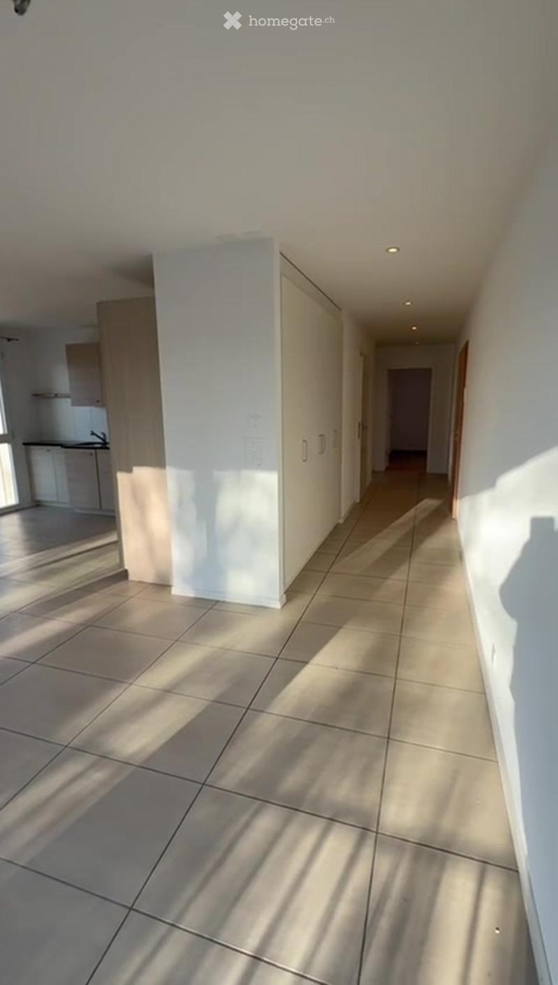 Magnifique 4.5 pièces récent avec place de parc Domdidier (4)