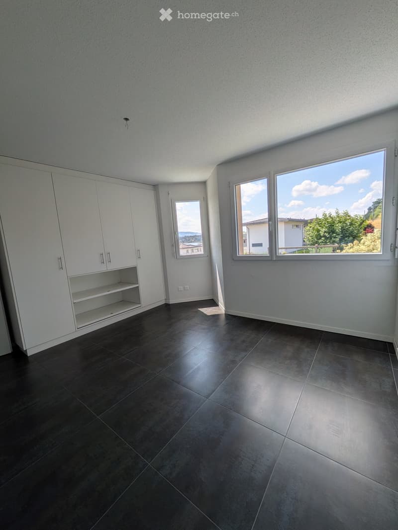 Appartement lumineux avec grand balcon (4)