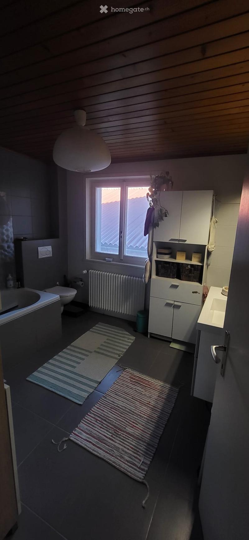 A louer, grande maison familiale en duplex. (4)