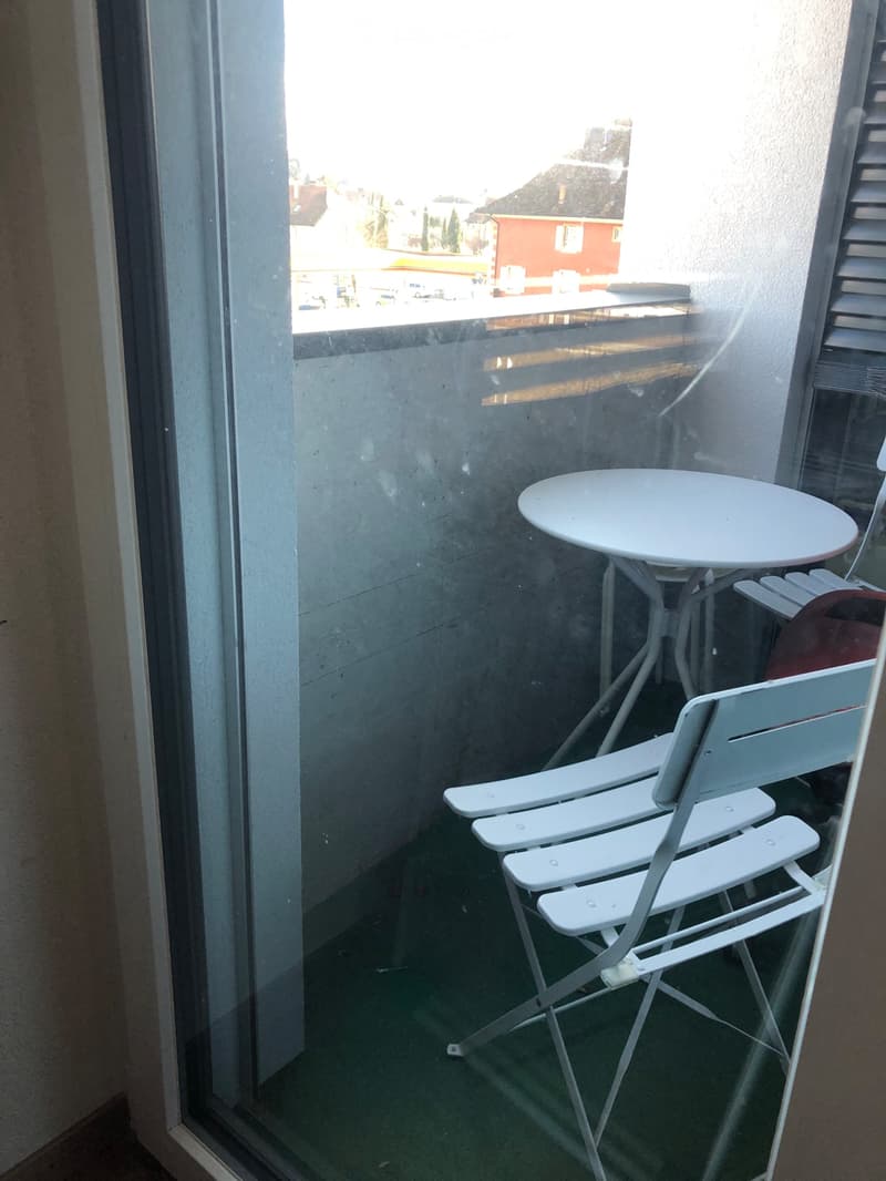 Chambre meublée avec balcon privé (3)