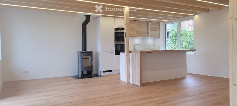 Splendide 3 pièces rénové avec mezzanine à La Neuveville (4)