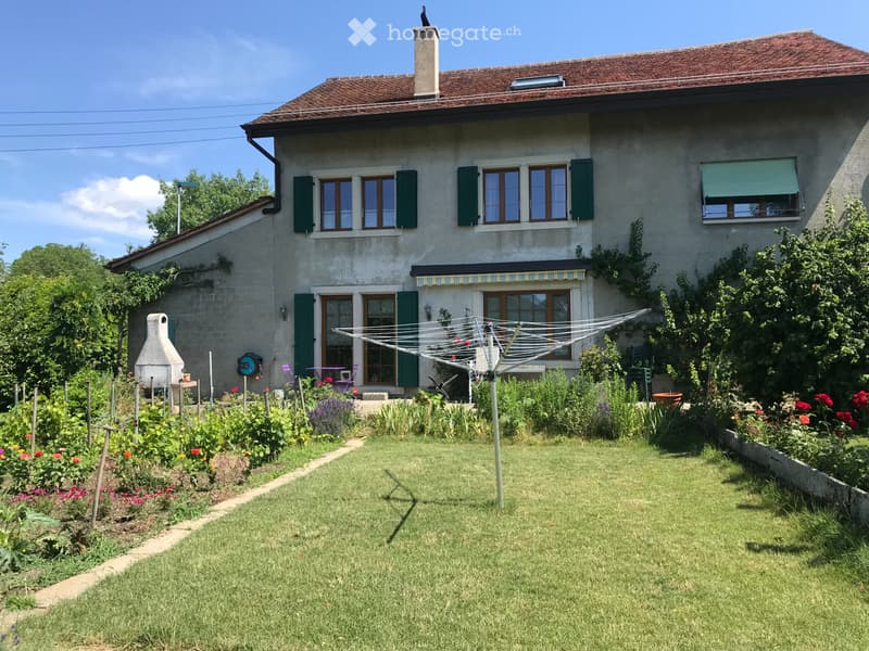 Appartement triplex de 5 pièces et jardin à 1304 Senarclens (1)