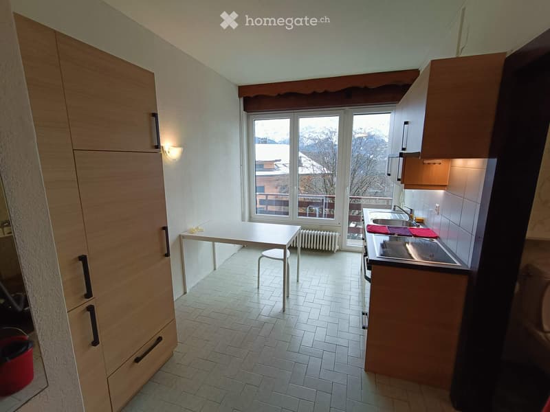 Joli appartement meublé 2.5p à louer (1)