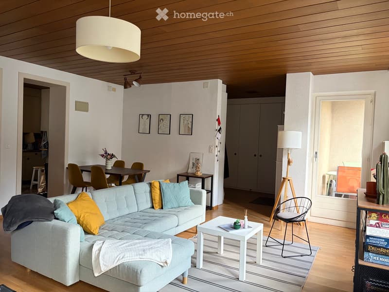 Charmant appartement de 2,5 pièces au coeur de Neuchâtel (2)