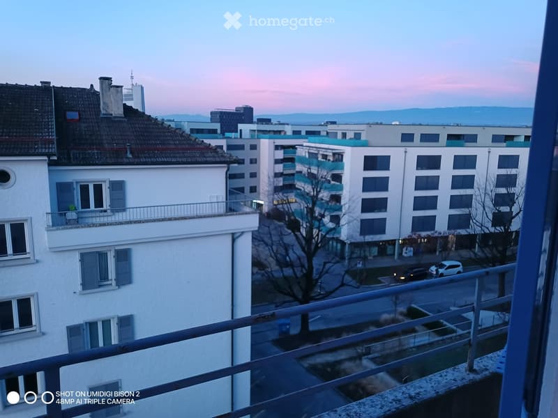 Chambre meublée avec balcon privatif à Renens CHF 720. TC (4)