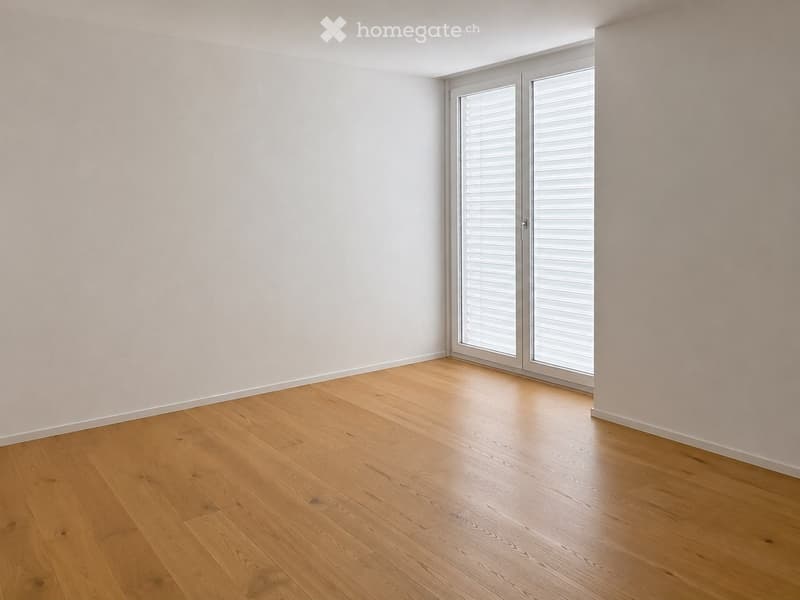Moderne 3 1/2-Zi-Wohnung 97 m2, zentral gelegen (4)