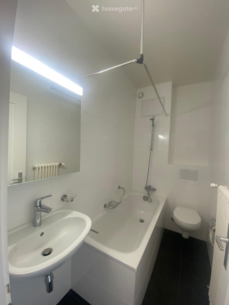 Studio (1 pièce) avec cuisine et salle de bain séparées (3)
