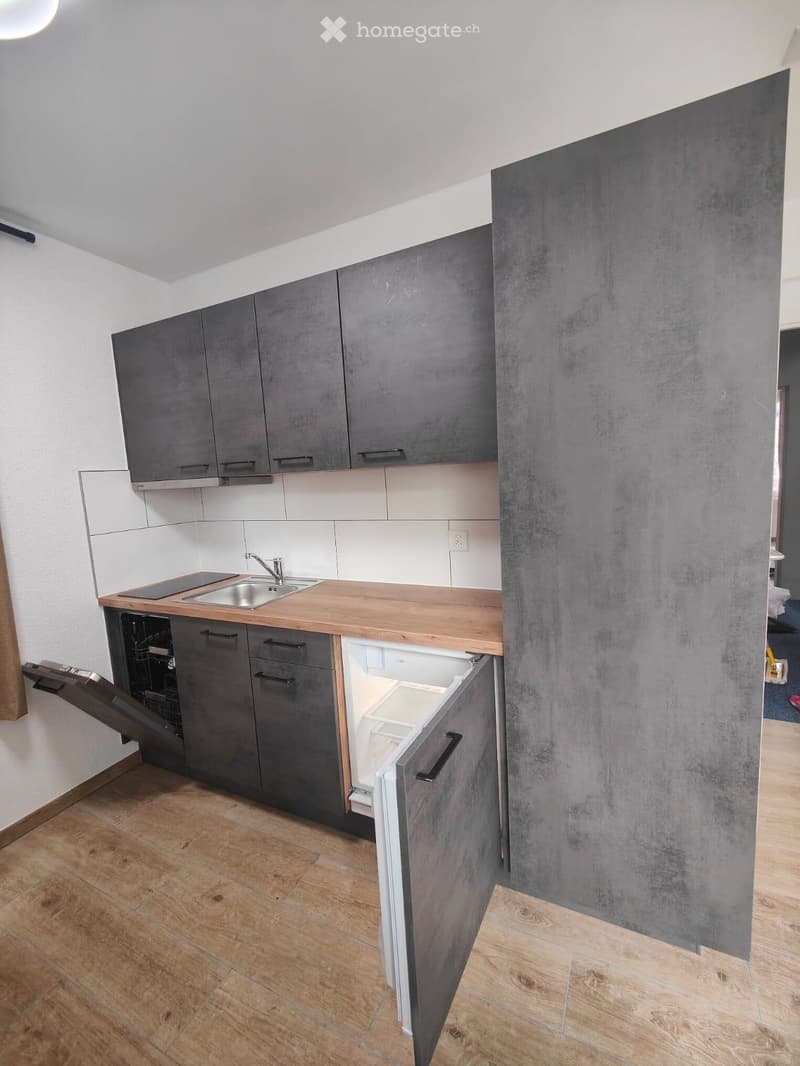 Moderne 1.5-Zimmer-Wohnung im Neubau zentral in Steffisburg (2)