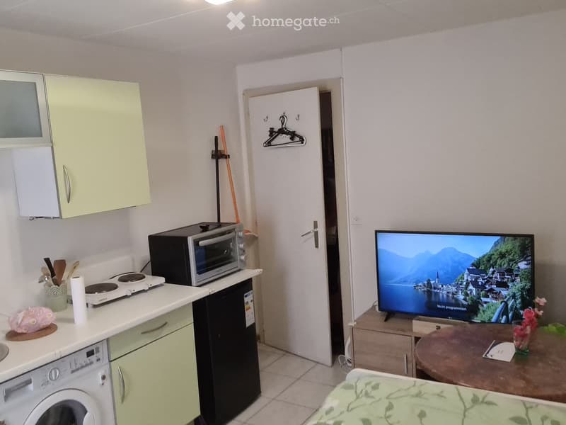 Au centre du village de St-George, studio meublé de 15 m2 (3)