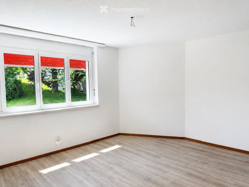 À LOUER SPACIEUX 4,5 PIÈCES AVEC BALCON, ASCENSEUR, GARAGE (3)