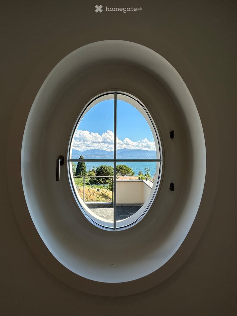 Superbe appartement de 2.5 pcs avec jardin et vue imprenable (4)