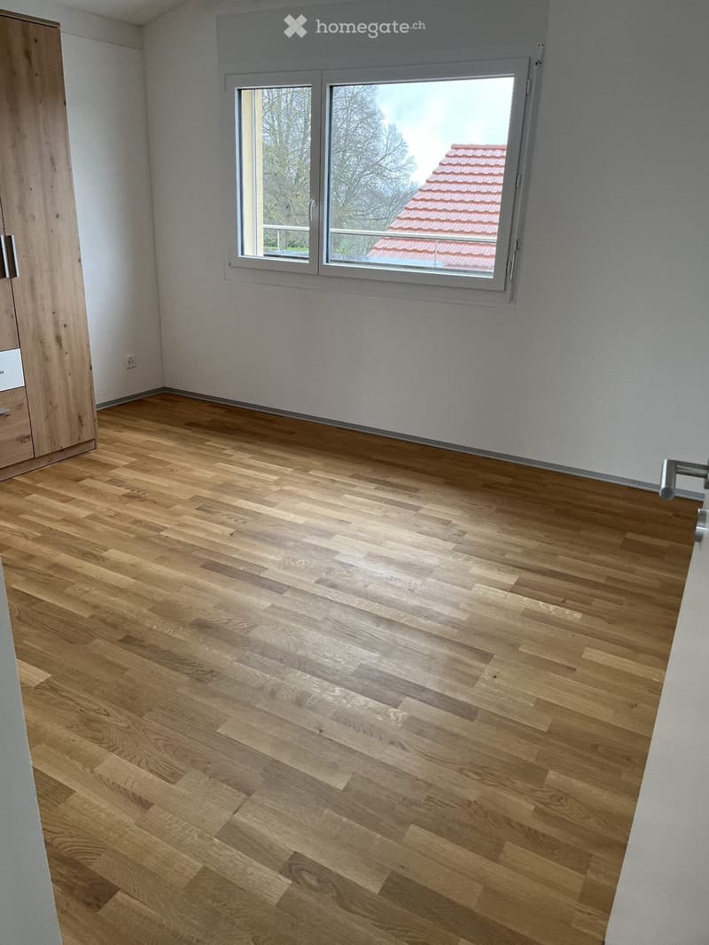 Einzigartige 3.5 Zimmer Wohnung in Gurmels (2)