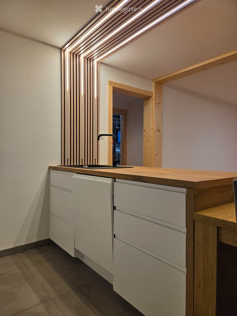 Charmant appartement 2,5 pièces,  avec pelouse (4)