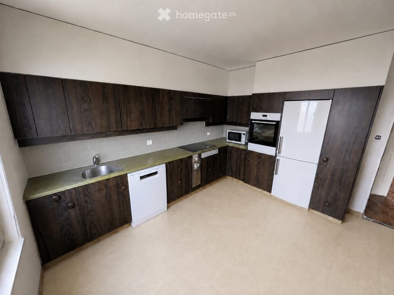 Bettens 3.5 pièces de 93 m² avec grande terrasse & véranda (3)