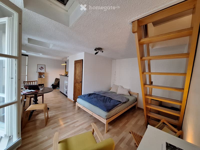 Beau studio en duplex en basse-ville de Fribourg. Libre mtn (2)