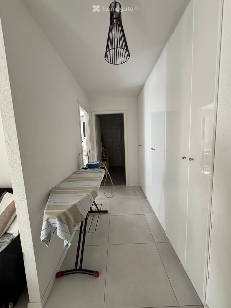 À LOUER Charmant 2 pièces de 49 m² à Villeneuve (3)
