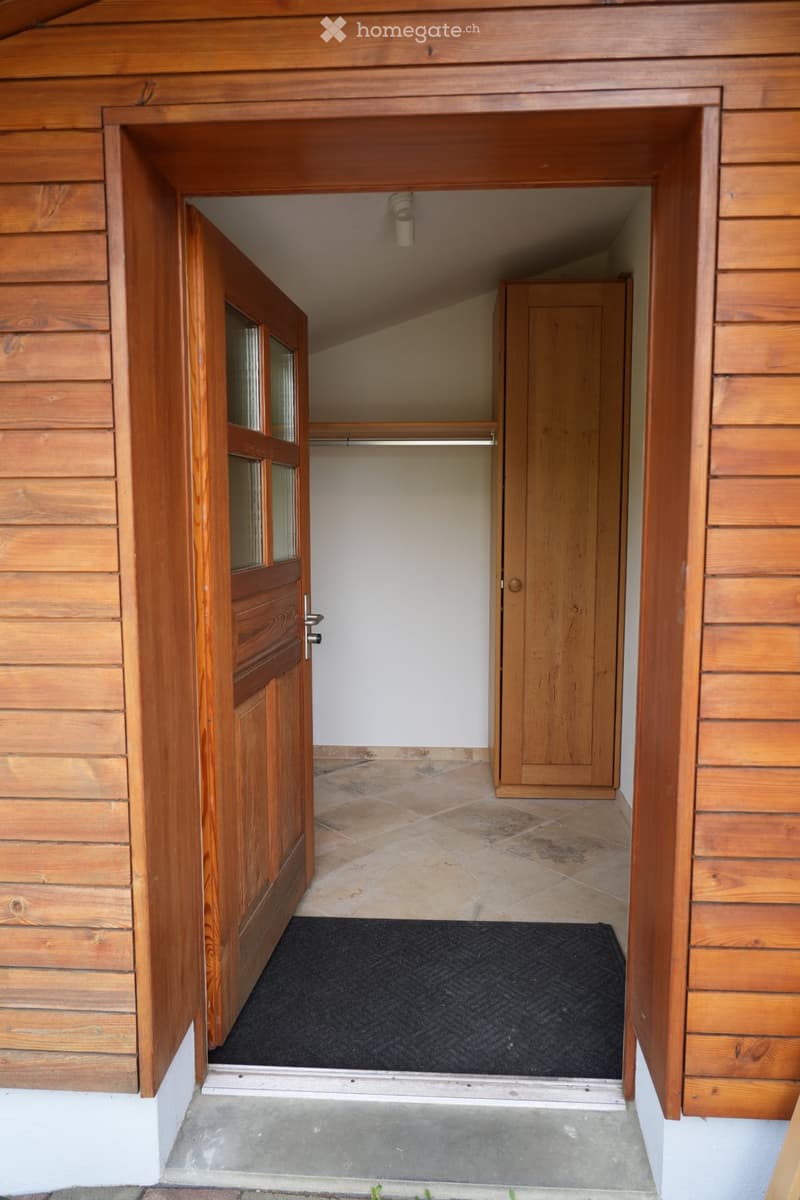5½-Zimmer-Einfamilienhaus komplett renoviert (2)
