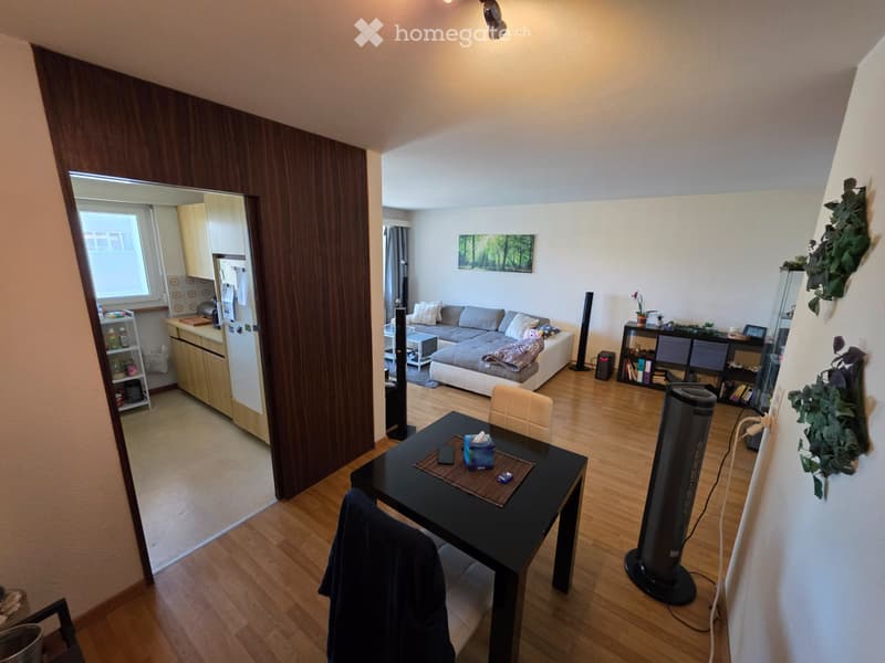 3.5 Zimmer Wohnung im 2. OG zu vermieten (5)