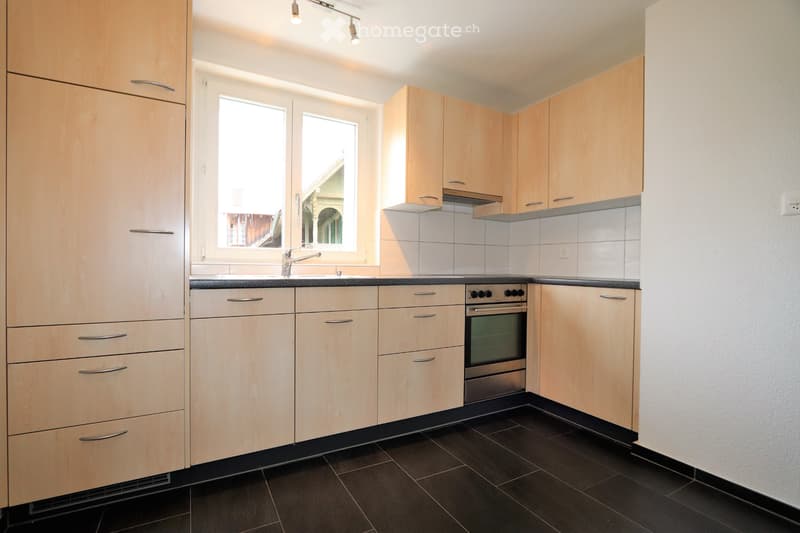 Charmantes 3.5-Zimmer-Haus u. Garten in Treiten zu vermieten (2)