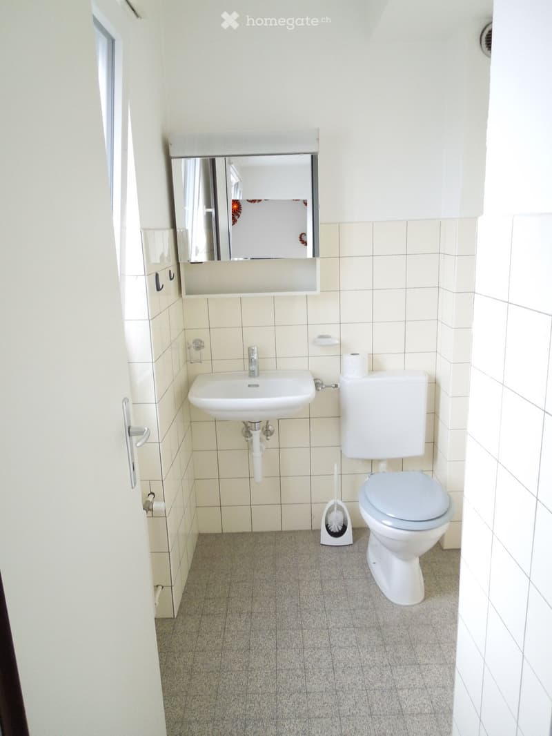 A louer à Delémont : Studio 1 pièce à proximité de la gare (2)