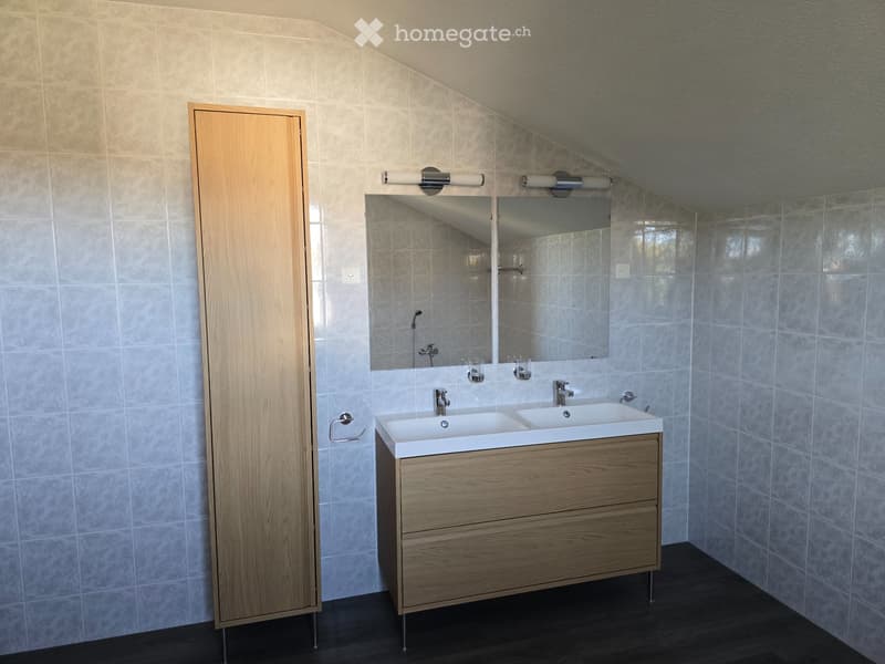 A louer appartement fraichement rénové de 2.5 pcs à Courtion (2)