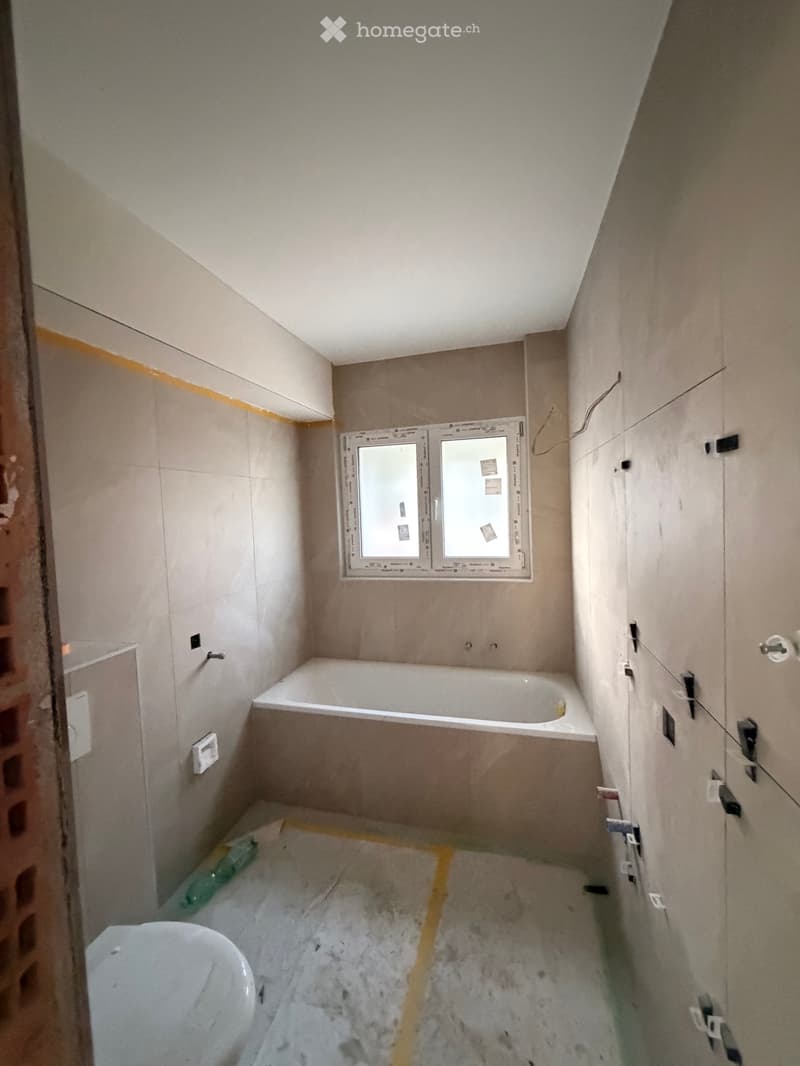 À LOUER À CORIN  APPARTEMENT 4,5 PIÈCES ENTIÈREMENT RÉNOVÉ (3)