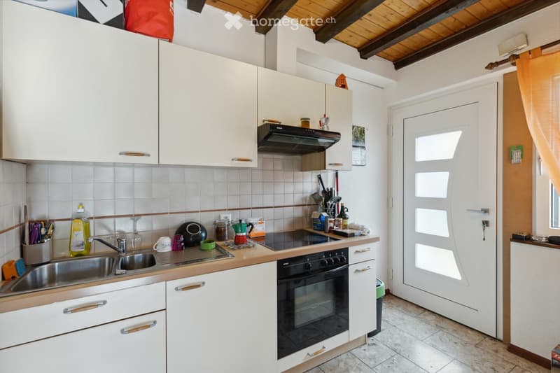 Appartement-studio 1.5 pces dans villa familiale (3)