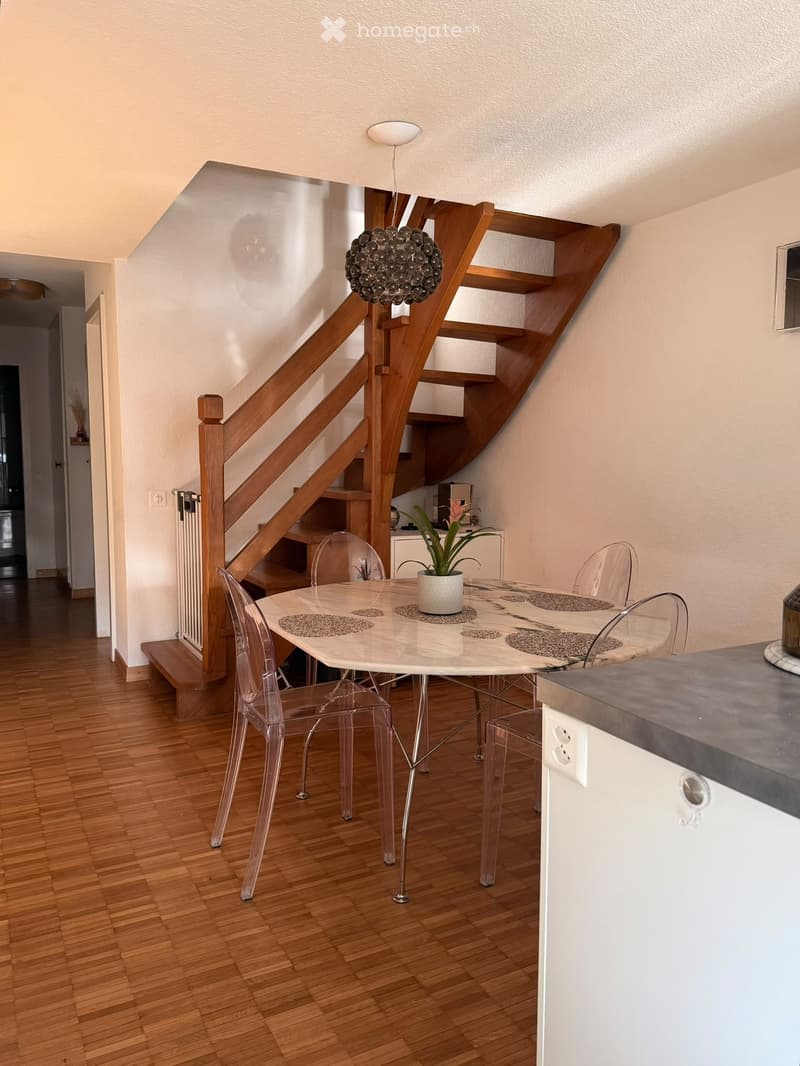 Charmant appartement de 2 pièces avec mezzanine (4)
