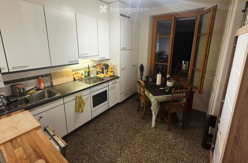 Chambre spacieuse dans appartement à Plainpalais (4)