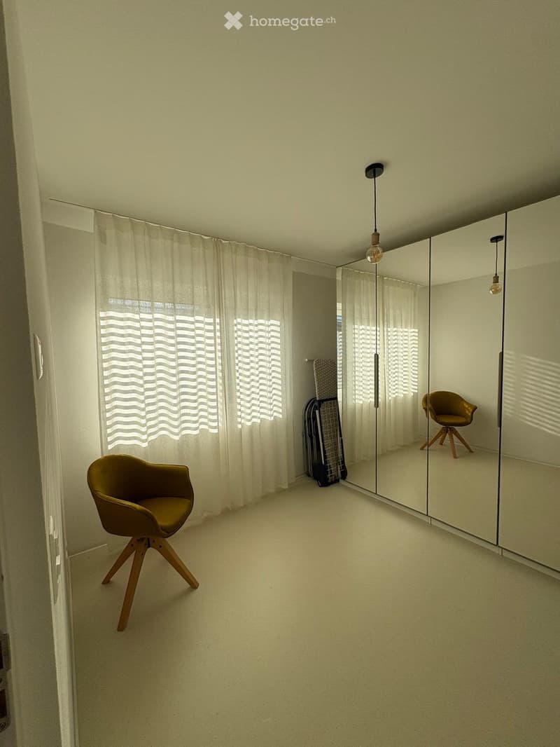 A louer lumineux 3.5 pièces au centre ville de Sion (5)