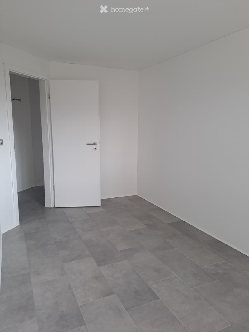 Renovierte Wohnung mit Wintergarten und privatem Garten (1)