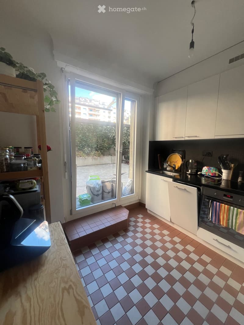 Sous location 2,5 pcs meublé 3 mois dès mi-oct (4)