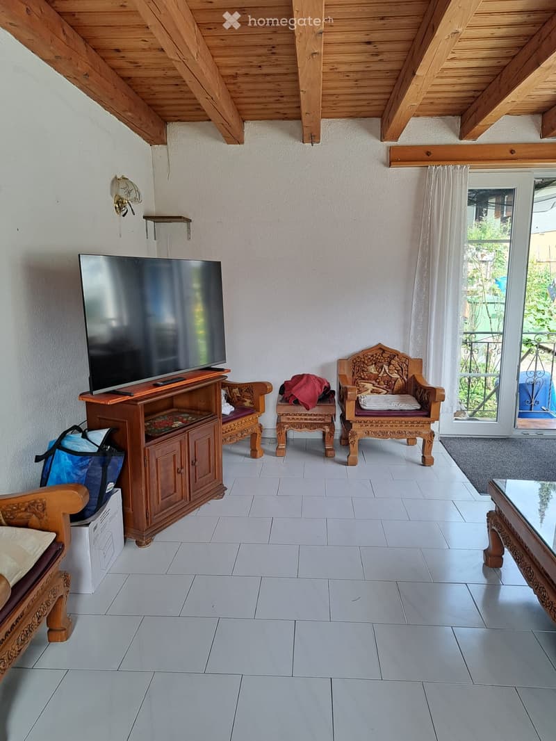 Spacieux appartement meublé avec jardin à Sonceboz (1)