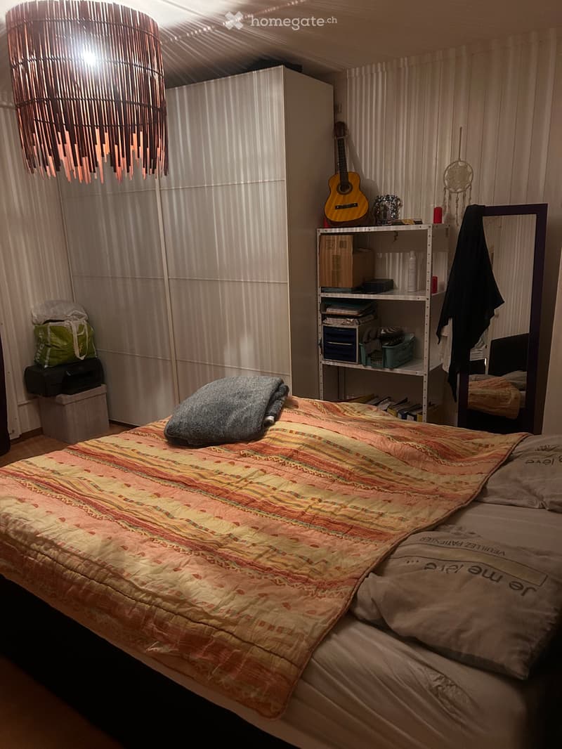 Chambre meublée à louer (2)