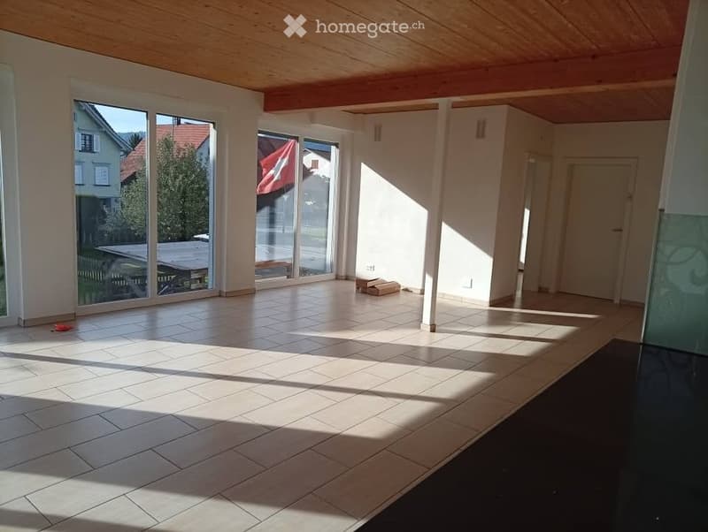 Traumhafte 5.5 Maisonettewohnung per sofort verfügbar (1)
