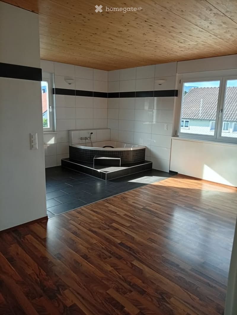 Traumhafte 5.5 Maisonettewohnung per sofort verfügbar (4)