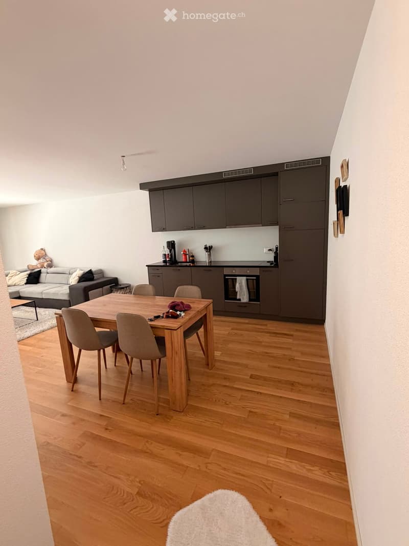 Sierre  bel appartement 2,5 pièces à 2 minutes de la gare (3)