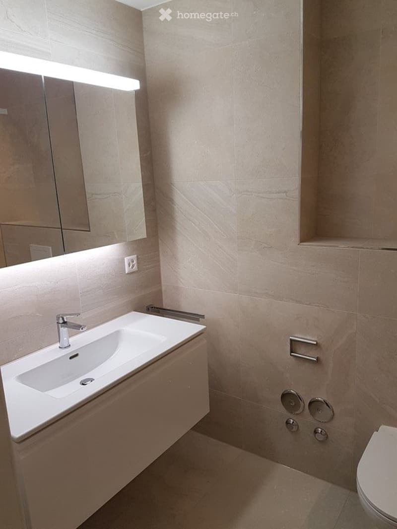 Helle und moderne 4.5 Zimmer-Wohnung im beliebten Kreis 4 (3)